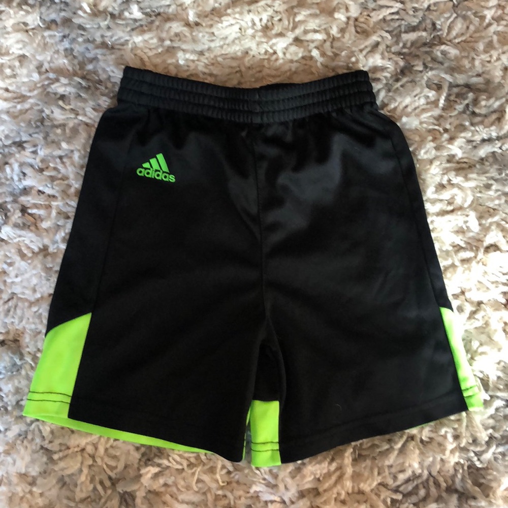 Boys 3T Adidas Basketball Shorts NWOT
